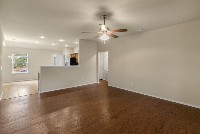 Building Photo - 3948 Cottonwood Spring Cove