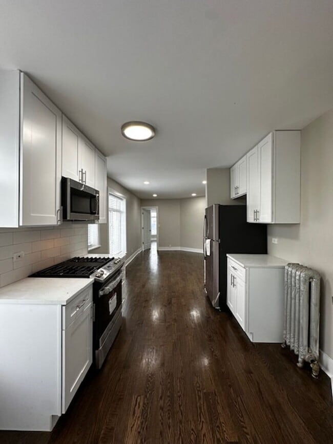 Building Photo - Spacious Updated 1 Bed in the Heart of Log...