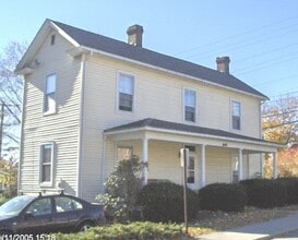 Building Photo - 621 Progress St NE