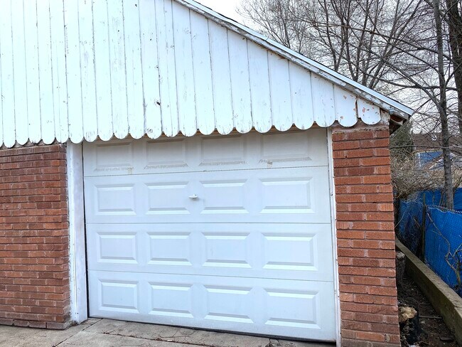 Building Photo - 1141 Rushton St