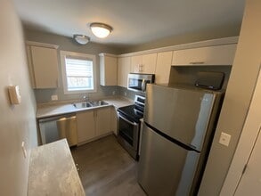 Building Photo - 4 Mitchell St