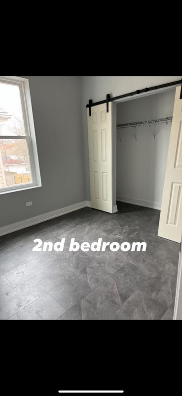 Building Photo - 1427 S Tripp Ave