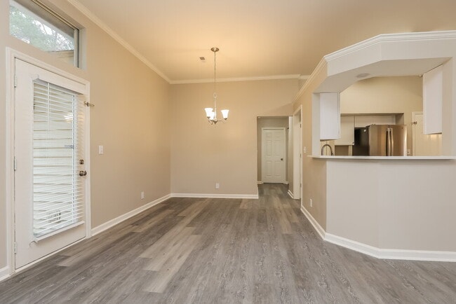 Foto del edificio - 107 Northlake Dr