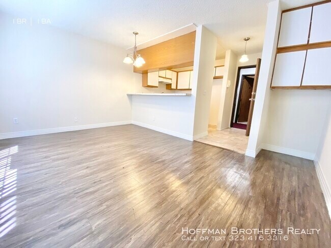 Building Photo - 417 S New Hampshire Ave