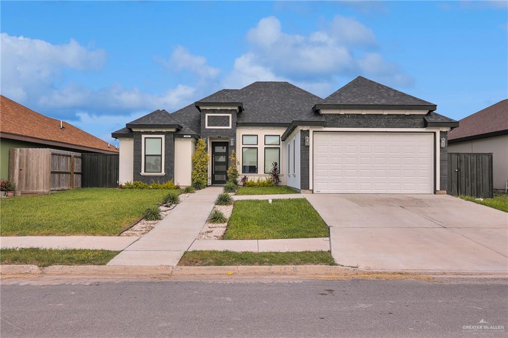 Foto principal - 4610 Vikings Dr