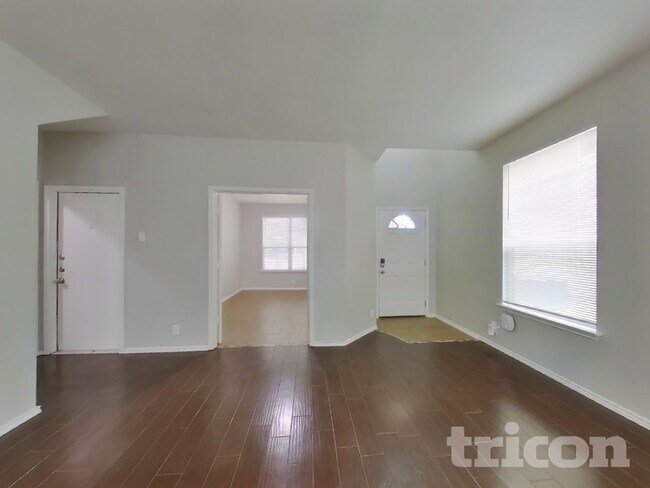 Foto del edificio - 131 Reeves Garden