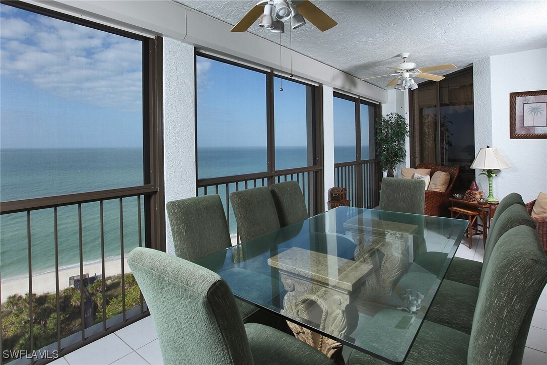 Foto del edificio - 8171 Bay Colony Dr
