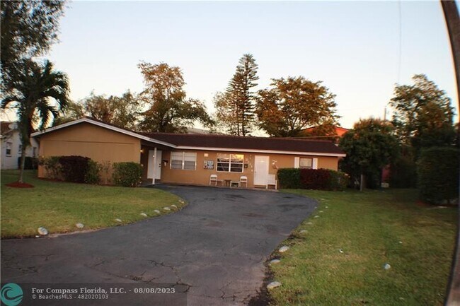 Foto del edificio - 3731 NW 78th Ln