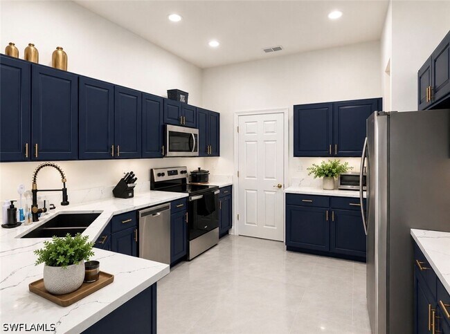 Foto del edificio - 7849 Founders Ln