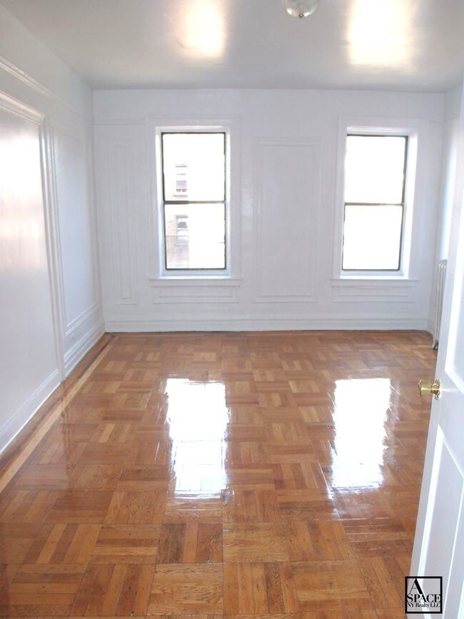 Building Photo - 330 Wadsworth Avenue