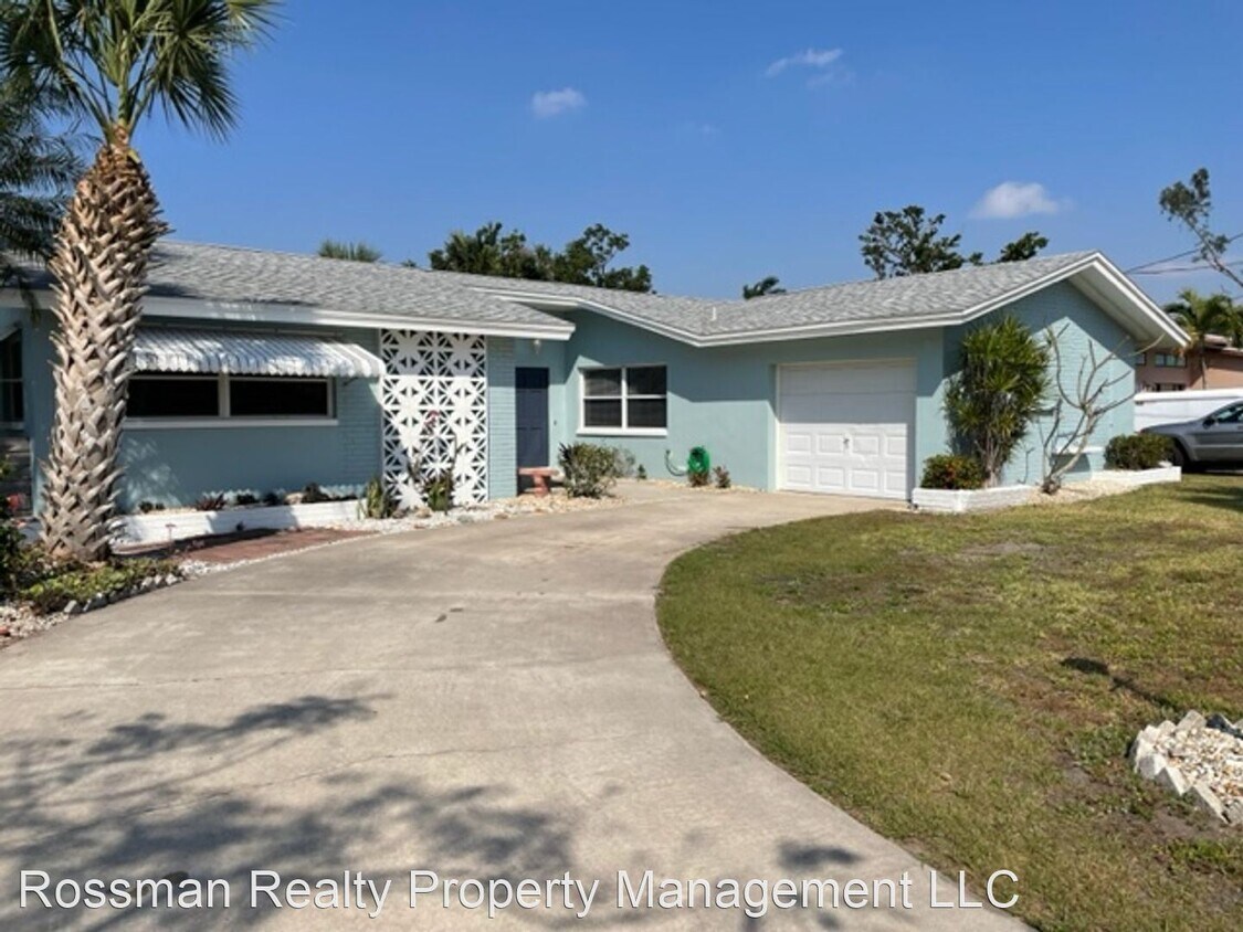 Primary Photo - 2 br, 1 bath House - 5724 Riverside Dr