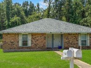 Building Photo - 9648 El Scott Ave