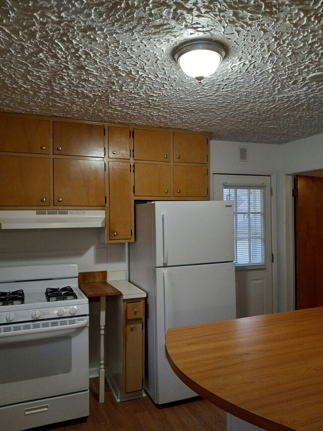 Building Photo - 1819 13th Ave