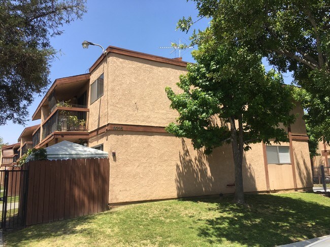 Foto del edificio - 9215 Glendon Way