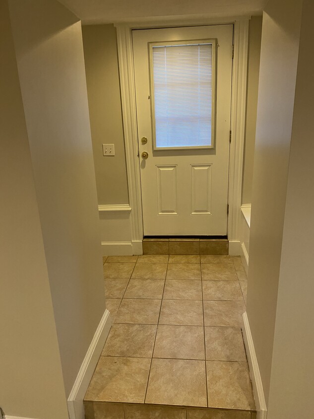 Primary Photo - 14 Mishawum Rd