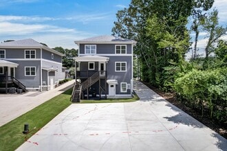 Building Photo - 1634 Crest Rd
