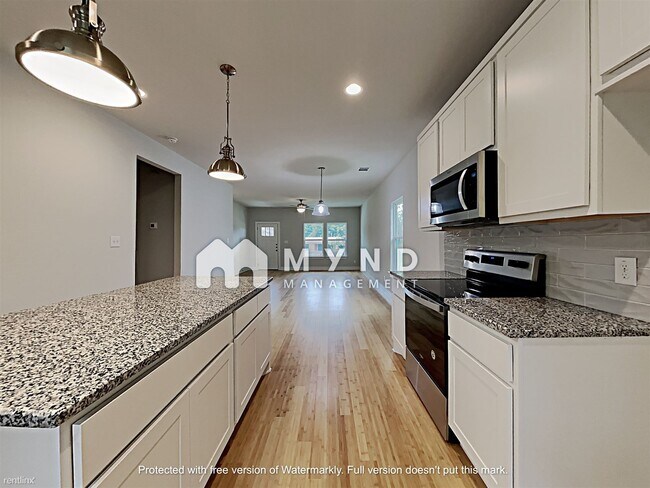 Building Photo - 3 br, 2 bath House - 423 Channing Ave