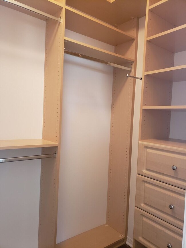 Foto del edificio - 2nd Floor Studio Apt. in Riverpark at the ...
