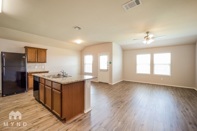 Foto del edificio - 1815 Arbordale Way