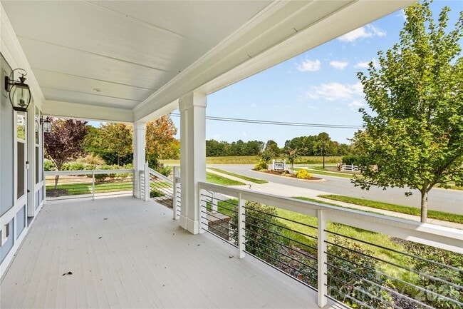 Building Photo - 106 Slocumb Ln