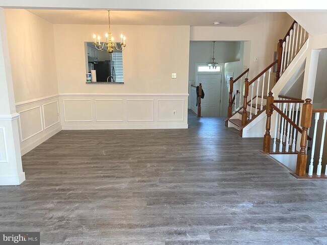 Building Photo - 6347 Battlement Way