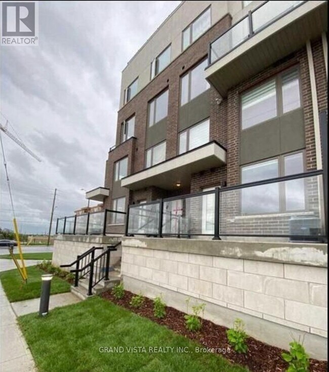 Photo du bâtiment - 1460 Whites Rd N