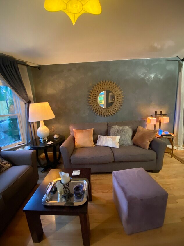Foto principal - 4338 N Sacramento Ave