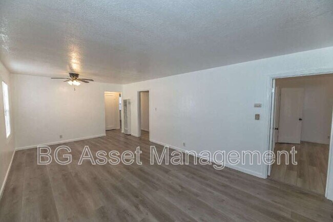 Foto del edificio - 1428 Monterey St