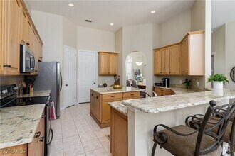 Building Photo - 23432 Olde Meadowbrook Cir