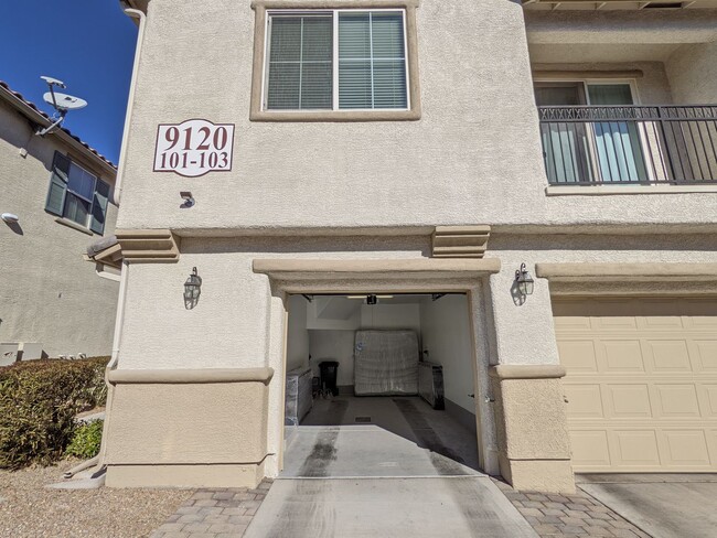 Building Photo - 9120 Alpine Grove Ave