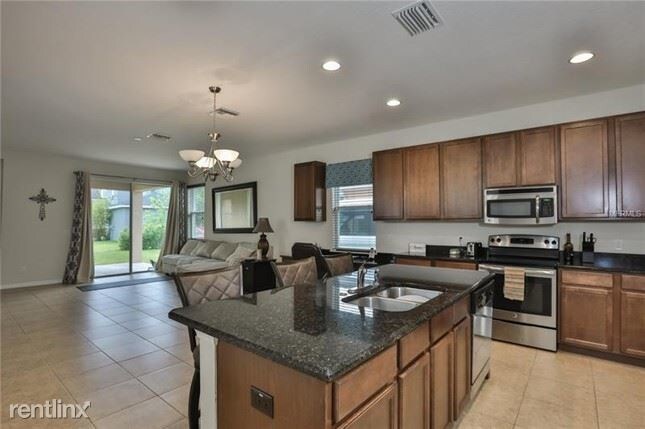 Building Photo - 3 br, 2 bath House - 5206 Suncatcher Dr