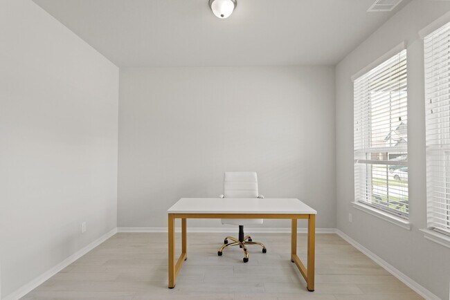 Foto del edificio - 14615 Olive Sparrow Ln