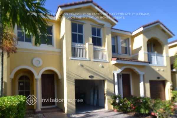 Building Photo - 14964 SW 9th Ln