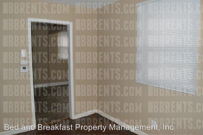 Foto del edificio - 3 br, 1.5 bath House - 4310 Genesee Avenue,