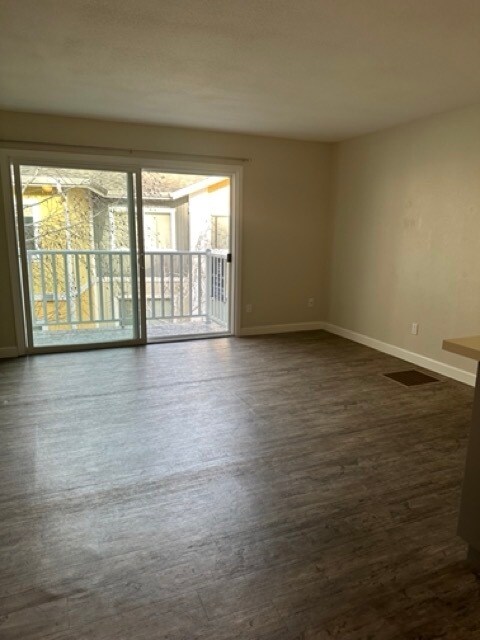 Foto del edificio - 755 14th Ave