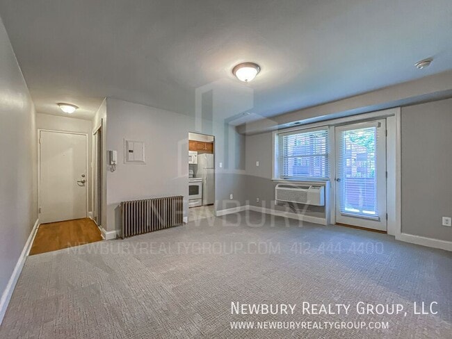 Photo - 104 W Steuben St Apartment