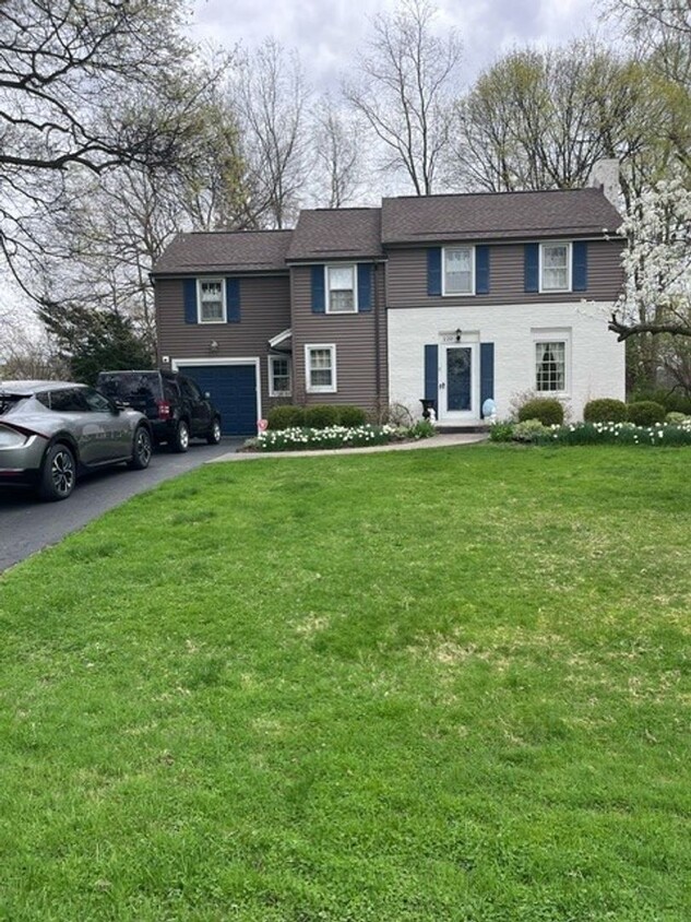 Primary Photo - Charming 3 Bedroom 1.5 bath home for rent ...