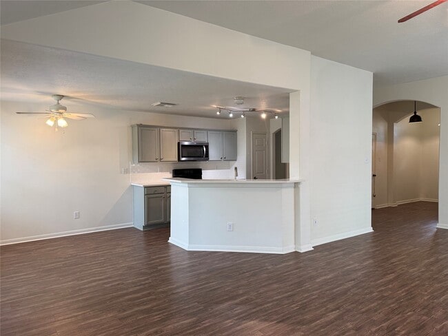 Foto del edificio - 3103 Bay Creek Dr