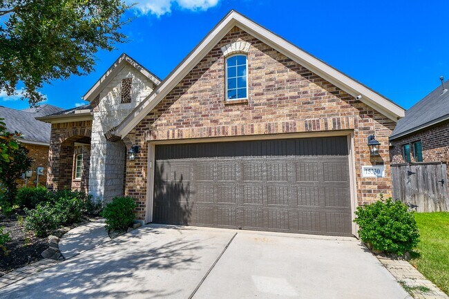 Foto del edificio - 15330 Ashbrook Dove Ln
