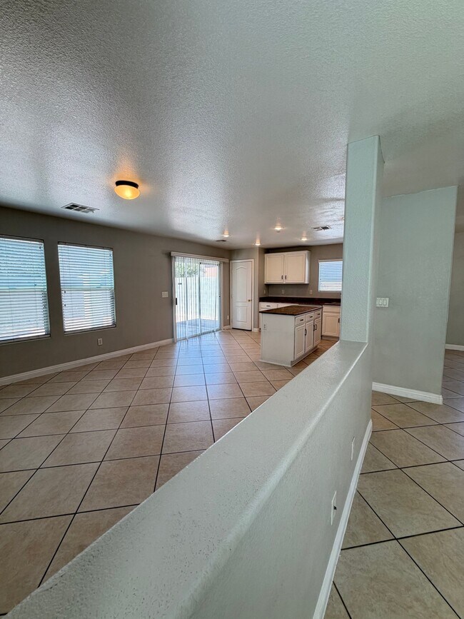 Foto del edificio - 9521 Grand Fir Ct
