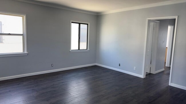 Building Photo - 4071 8th Ave