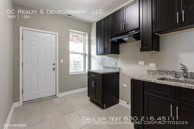 Building Photo - 7220 S Harvard Ave