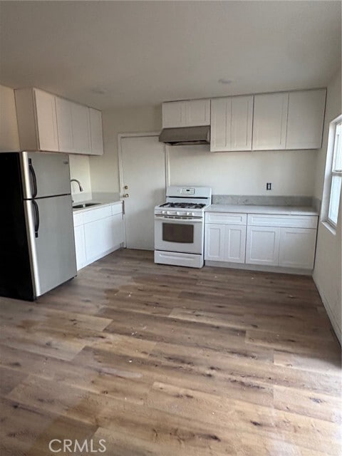 Foto del edificio - 10206 S Vermont Ave