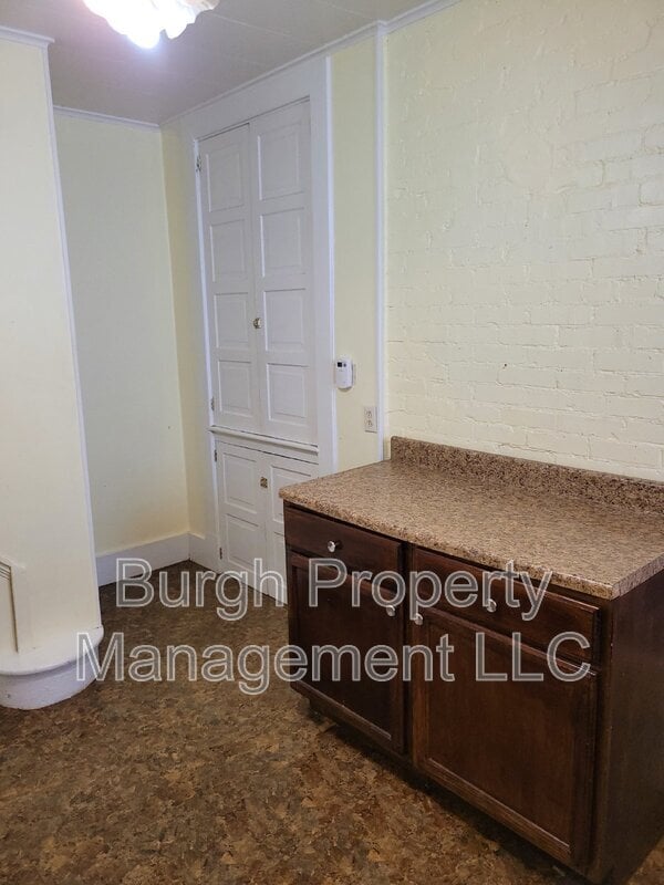 Foto principal - 428 2nd St