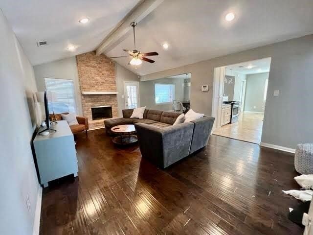 Building Photo - 2502 Hollow Hook Rd