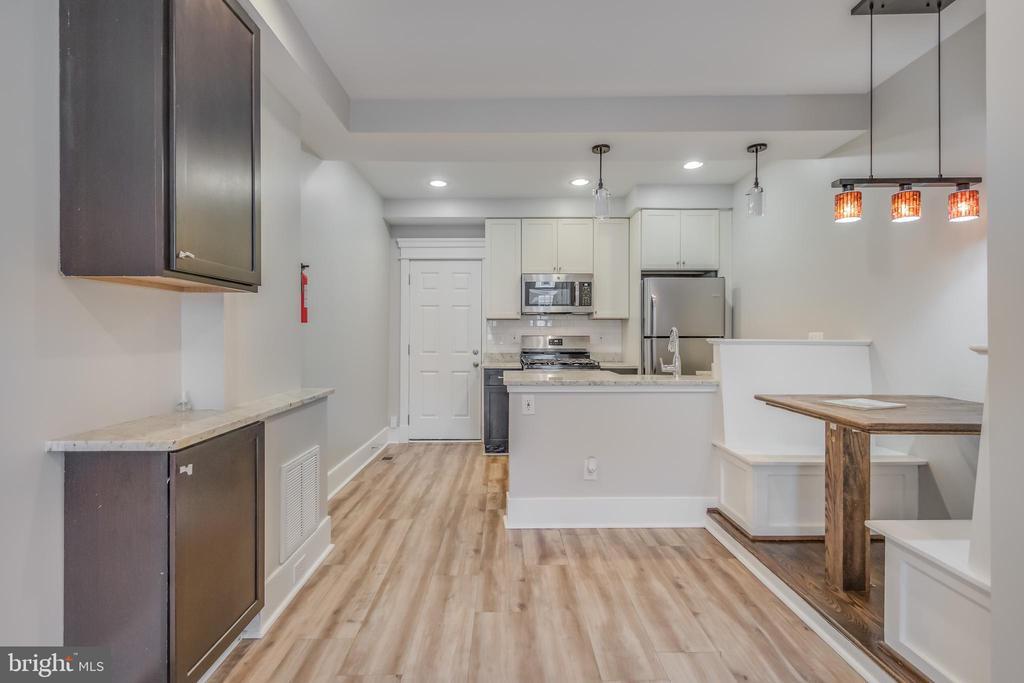Foto principal - 635 20th St NE
