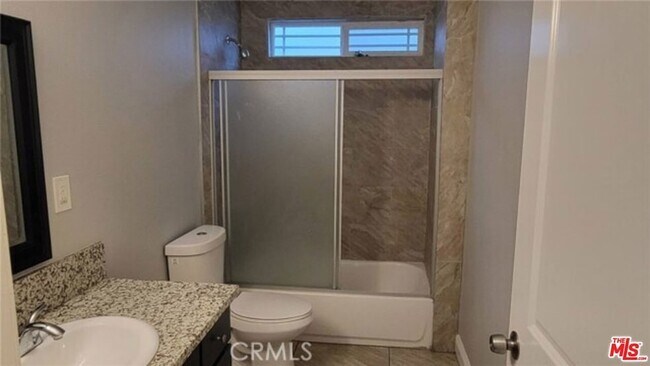 Foto del edificio - 154 E 84th Pl