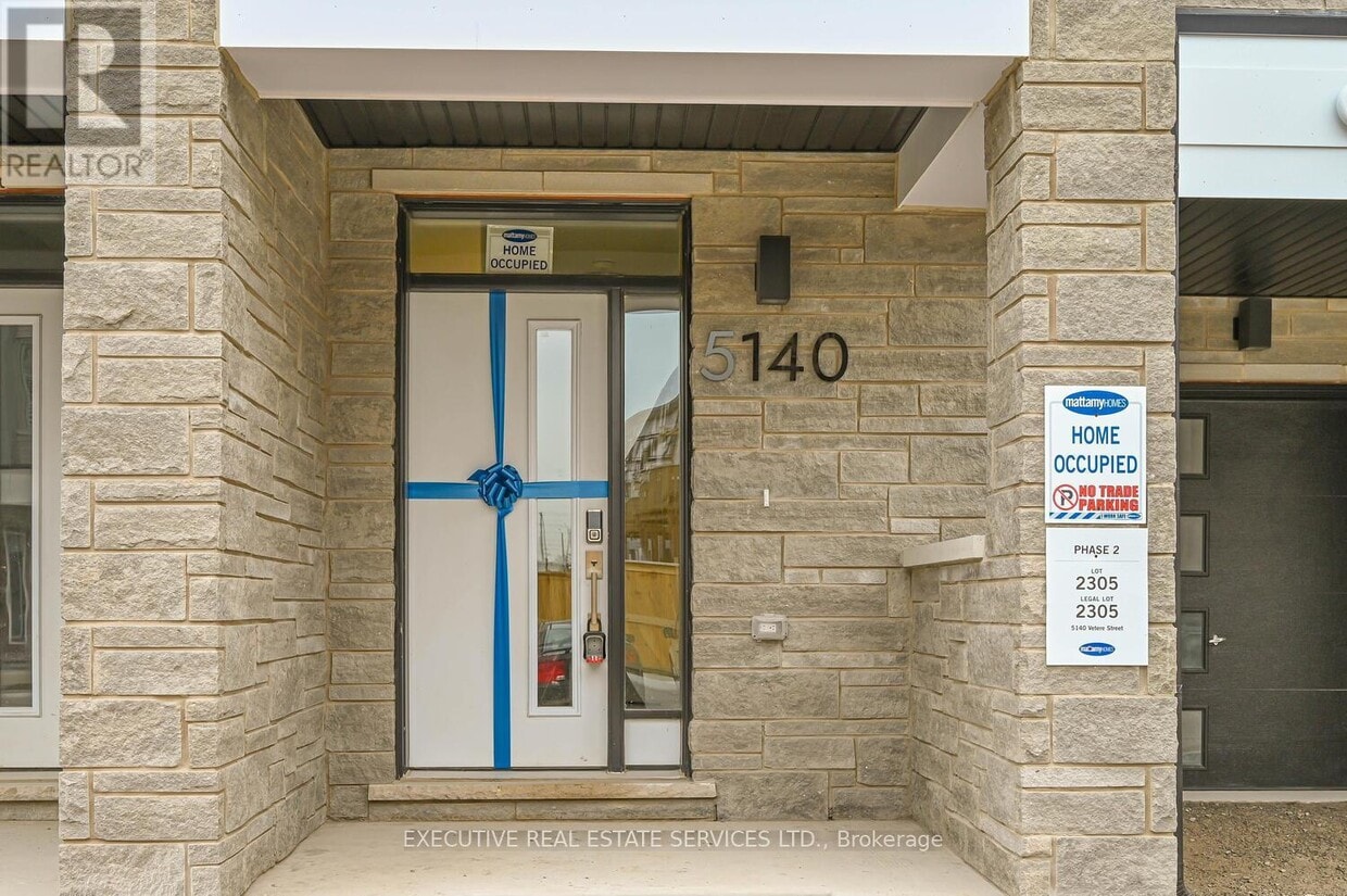 Primary Photo - 5140 Vetere St