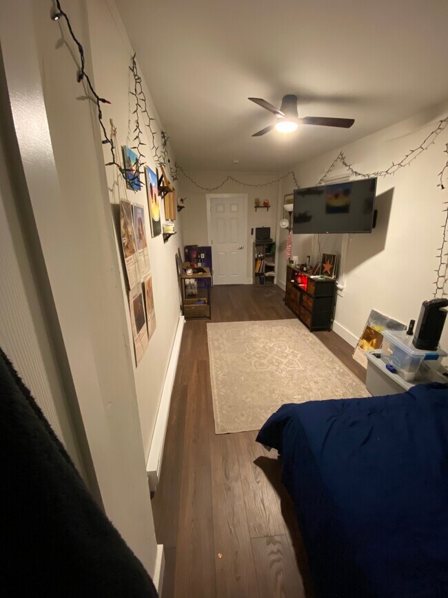 Foto del edificio - 60 Westville St