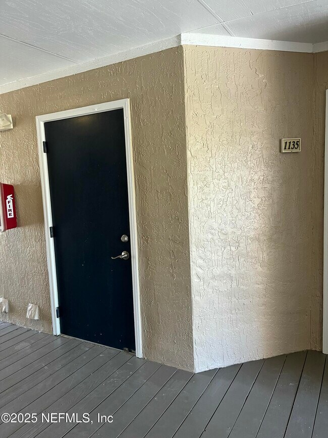 Foto del edificio - 425 Timberwalk Ct